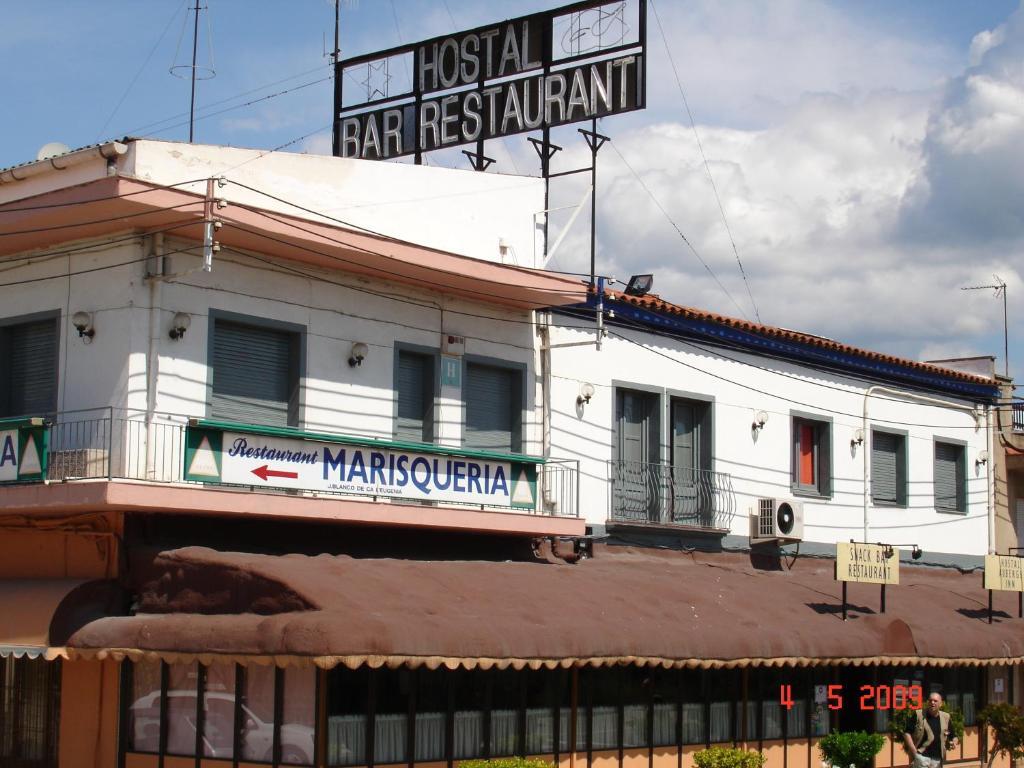 Hostal Can Blanco Sarriá de Ter Kültér fotó